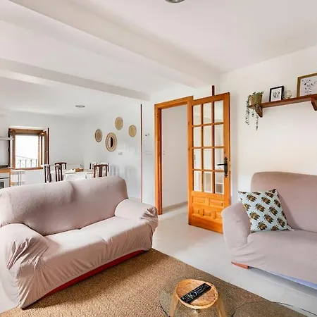 Casa Luis - Apartamento Con Jardin Privado En Pirineos